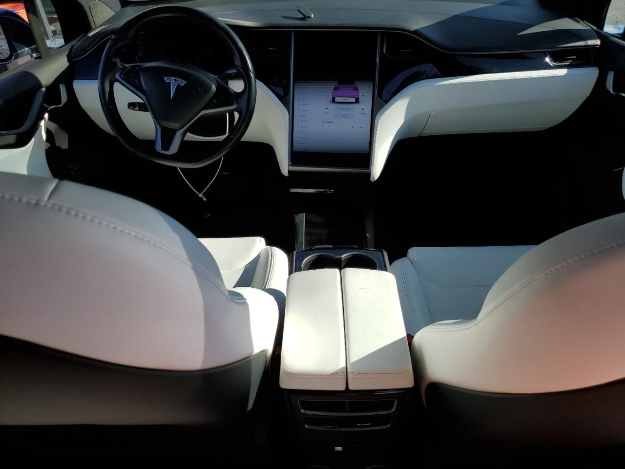 2021 Tesla Model X VIN: 5YJXCDE21MF323908 Lot: 92373385