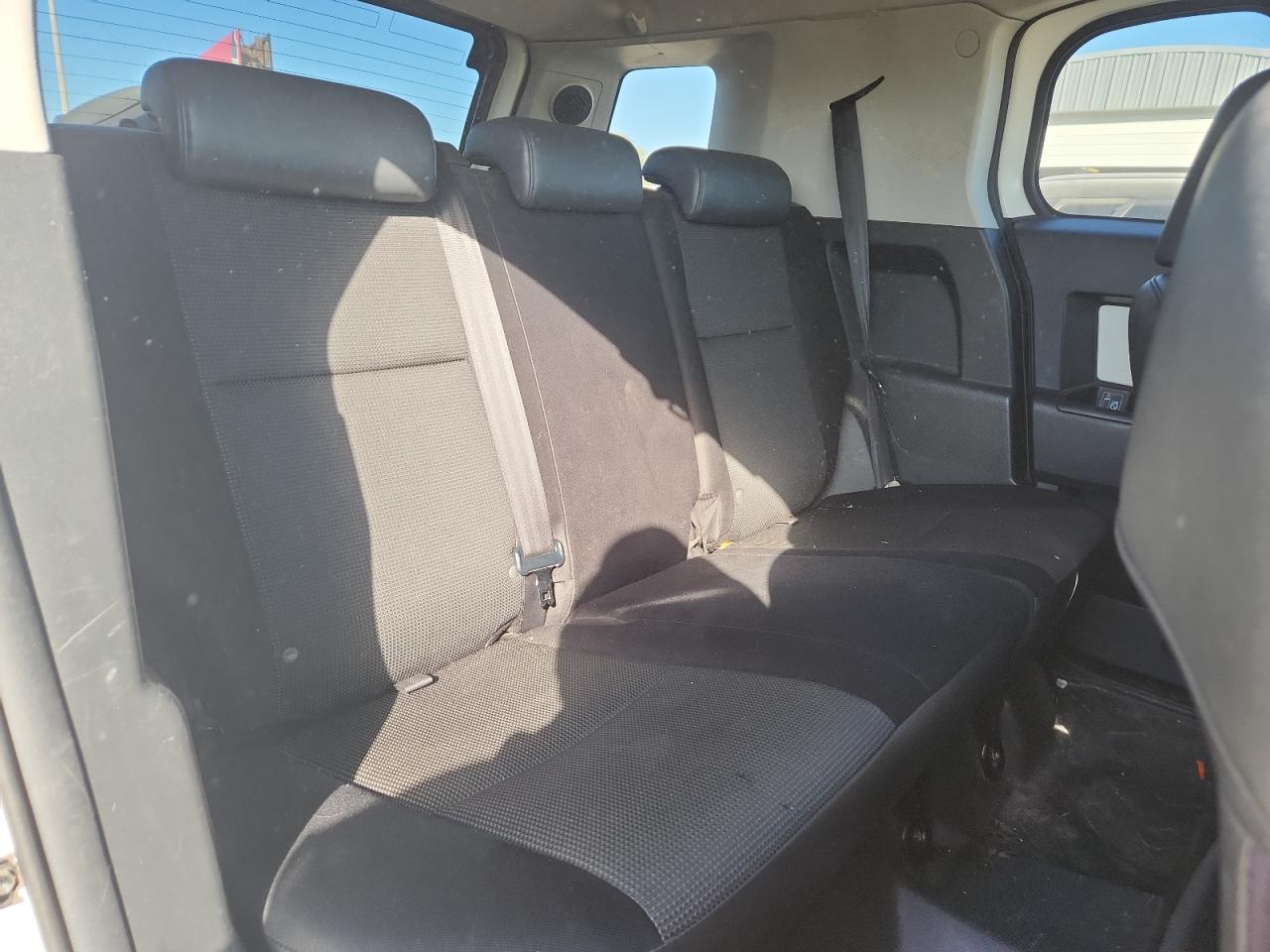 2010 Toyota Fj Cruiser VIN: JTEBU4BF1AK075121 Lot: 82723825