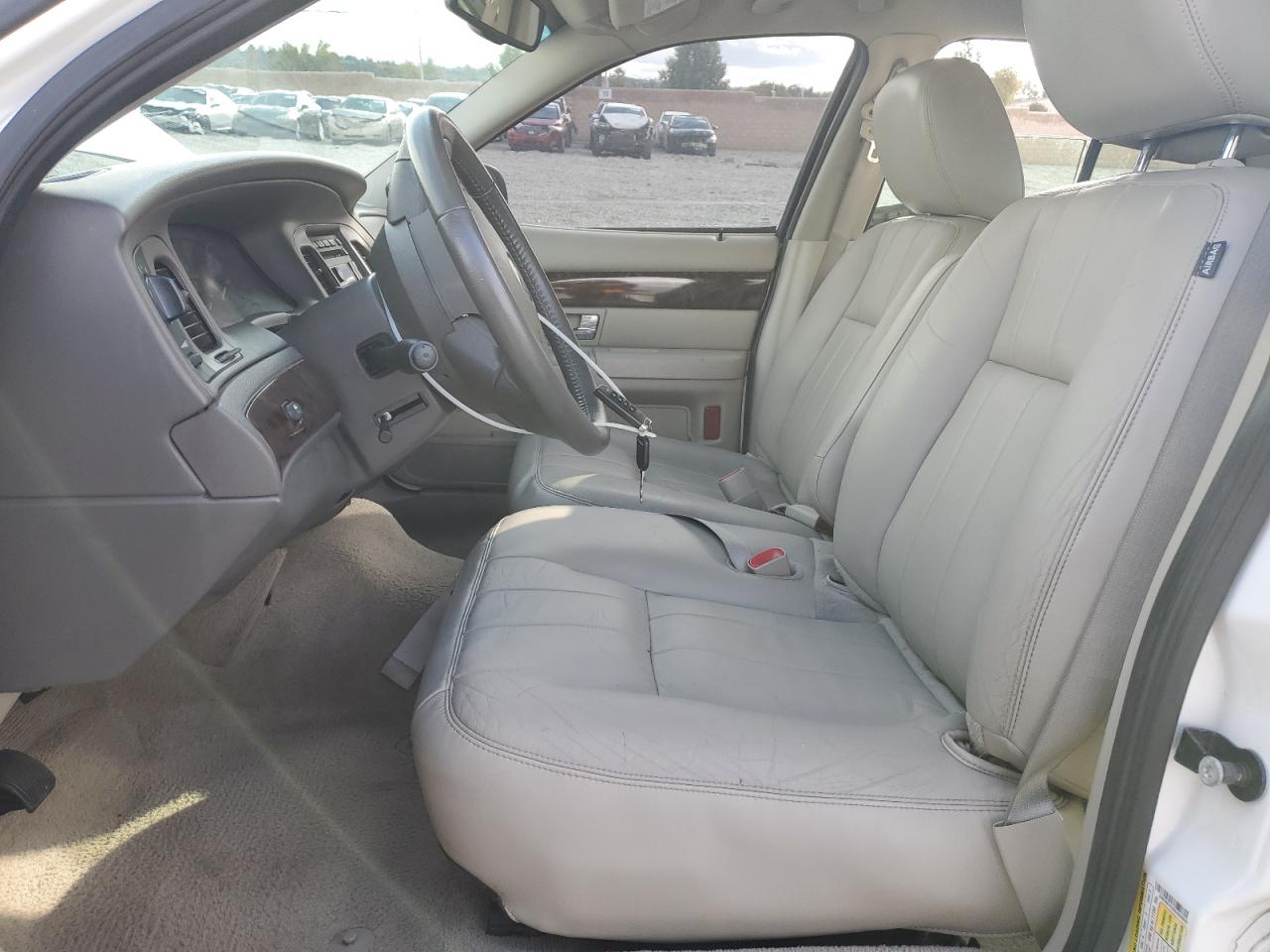 2011 Mercury Grand Marquis Ls VIN: 2MEBM7FV8BX609607 Lot: 93067625