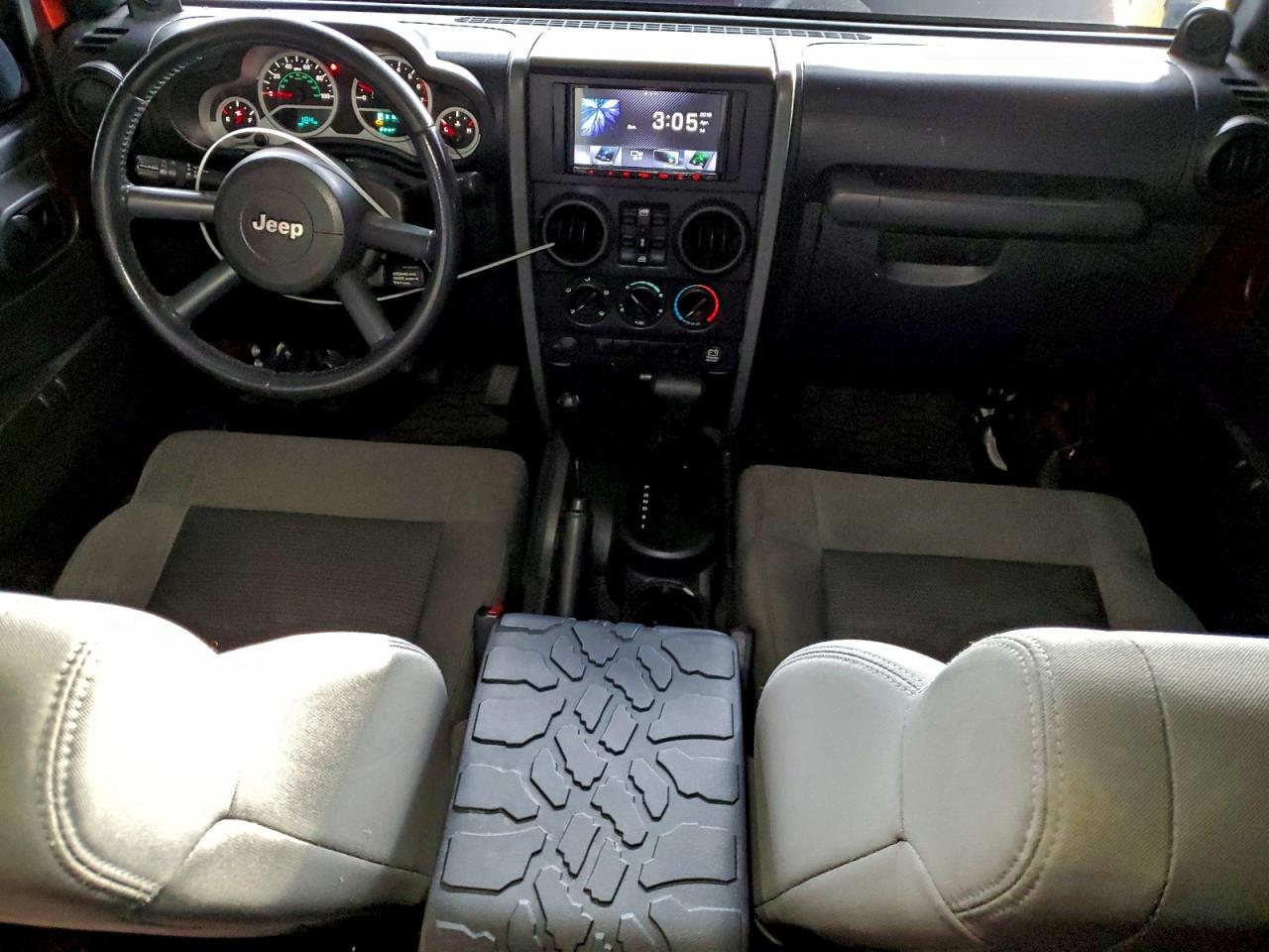 2010 Jeep Wrangler Unlimited Sport VIN: 1J4HA3H15AL106386 Lot: 94076105