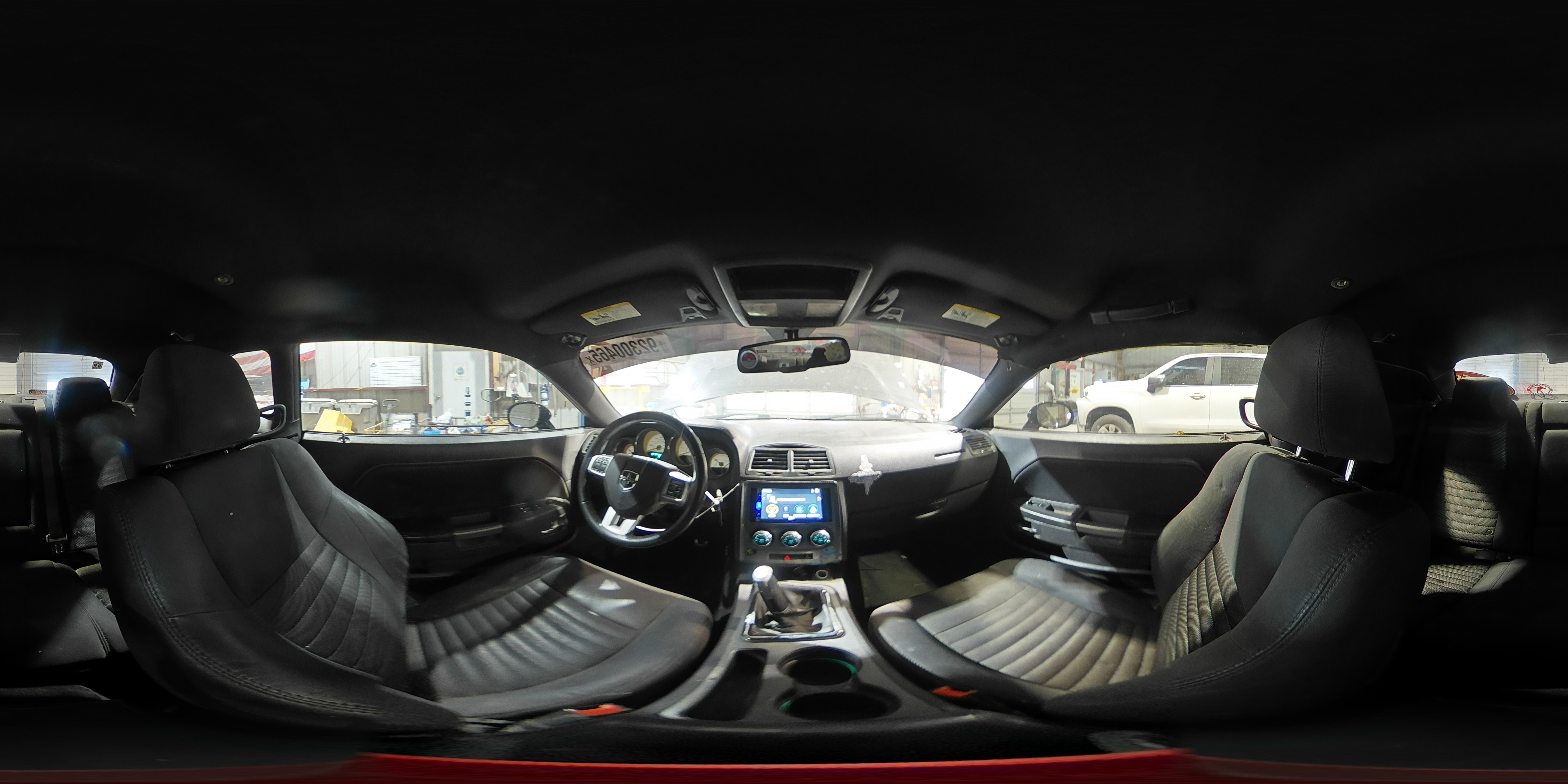 2013 Dodge Challenger R/T VIN: 2C3CDYBT0DH631179 Lot: 92300465