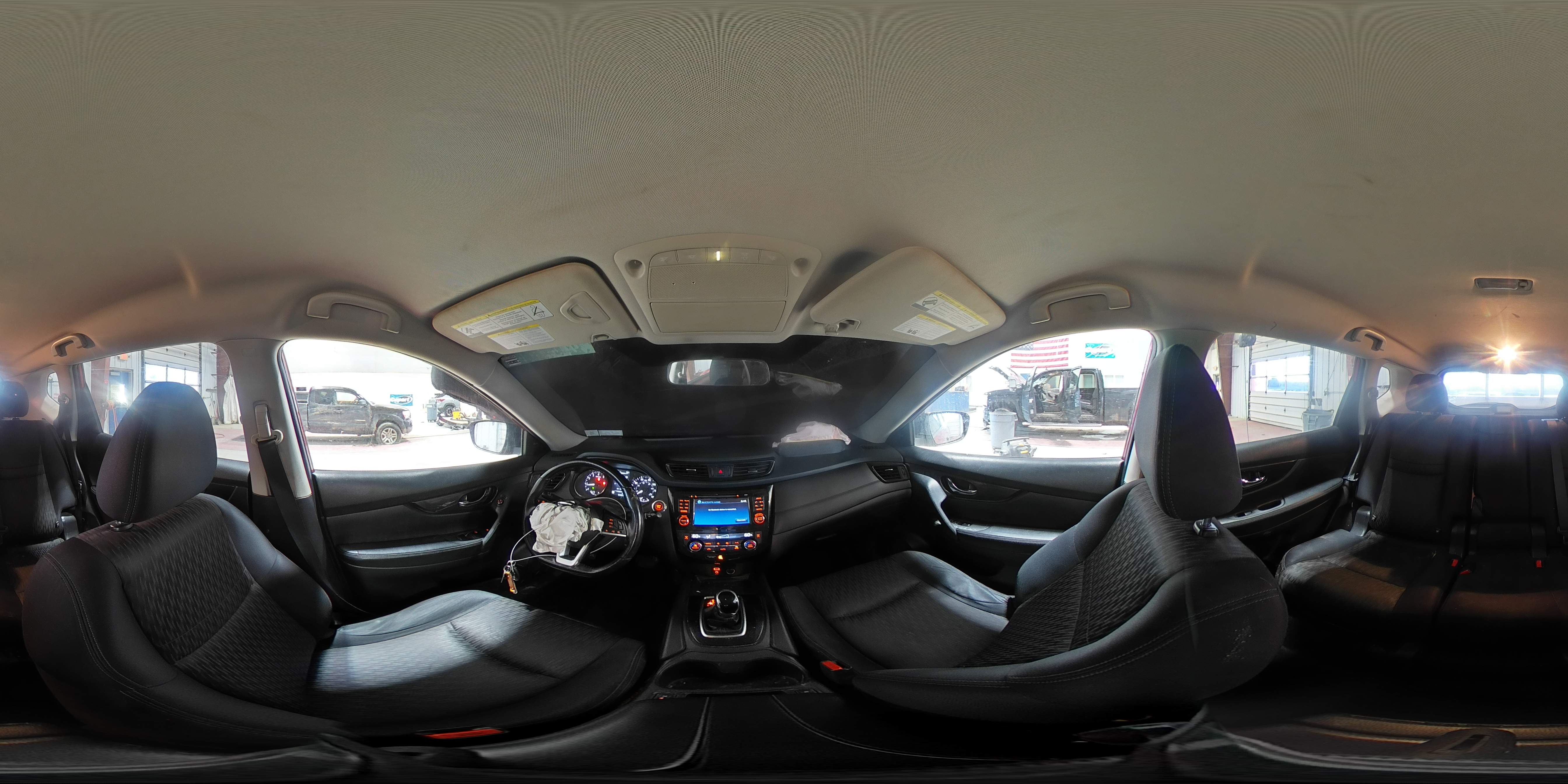 2017 Nissan Rogue S VIN: JN8AT2MV9HW250122 Lot: 92392415