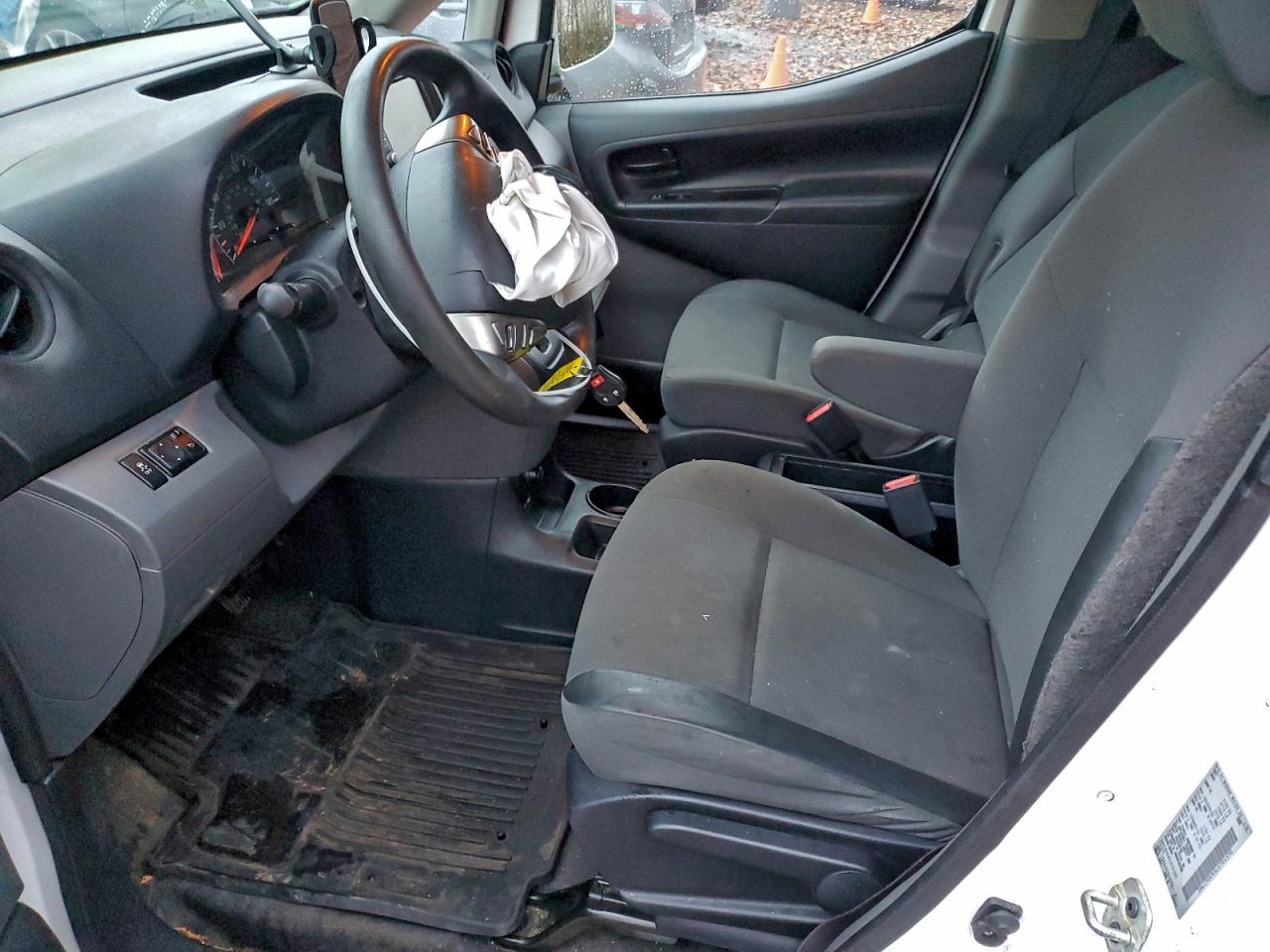 2020 Niss Nv200 2.5S VIN: 3N6CM0KN5LK701590 Lot: 94727435