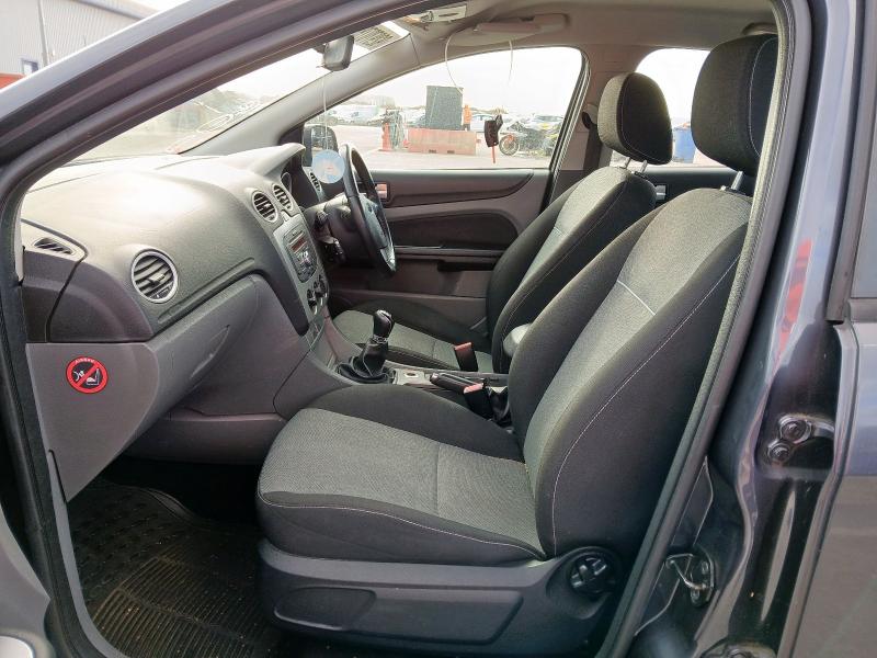 2010 FORD FOCUS 1.6 ZETEC 5DR