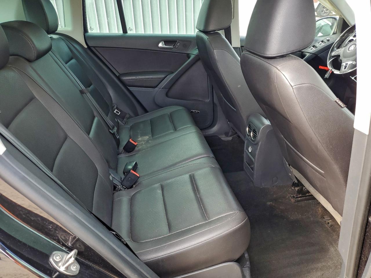 2015 Volkswagen Tiguan S VIN: WVGBV7AX9FW569865 Lot: 94718435