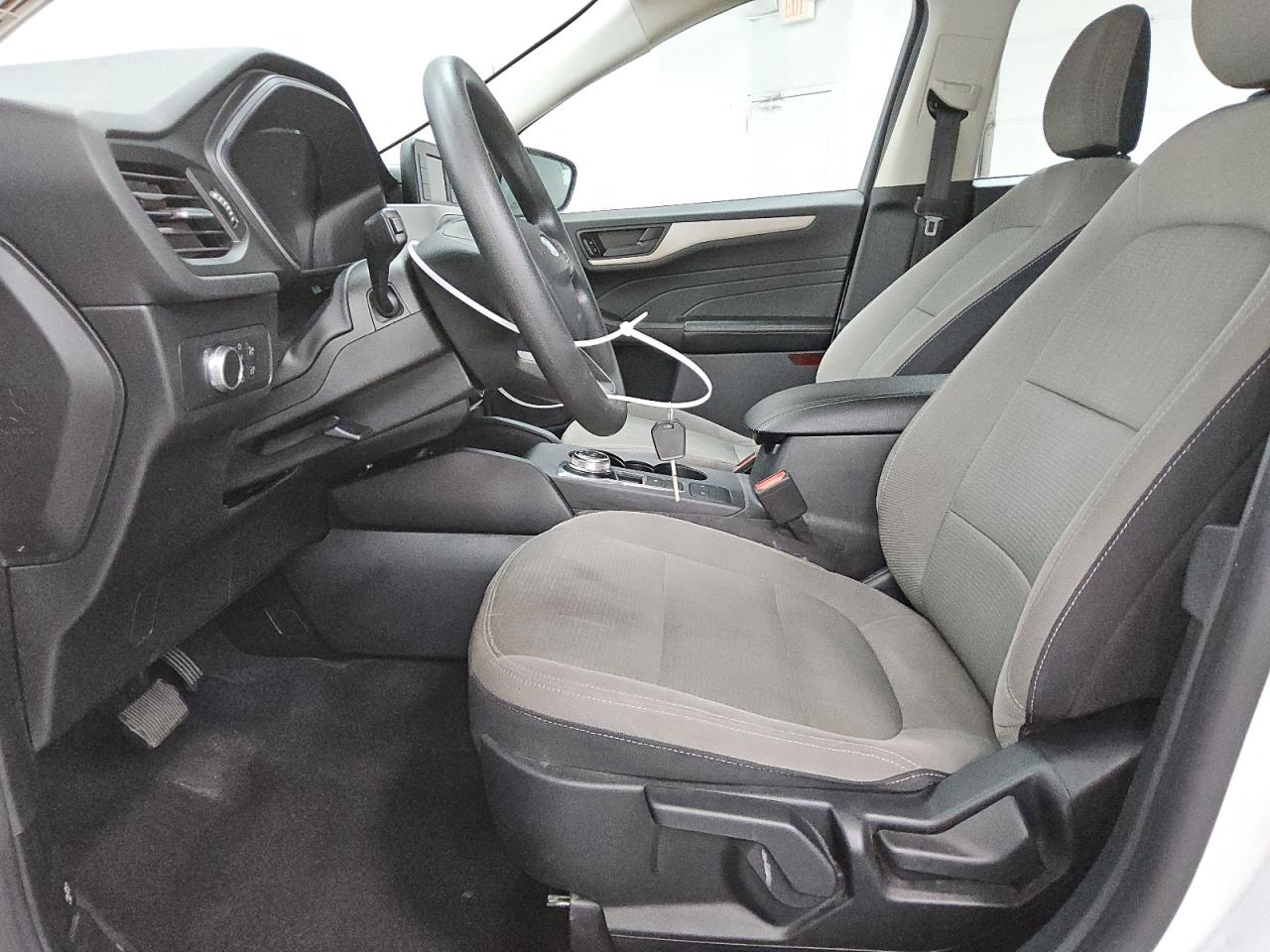 2021 Ford Escape S VIN: 1FMCU0F64MUA73900 Lot: 89876295