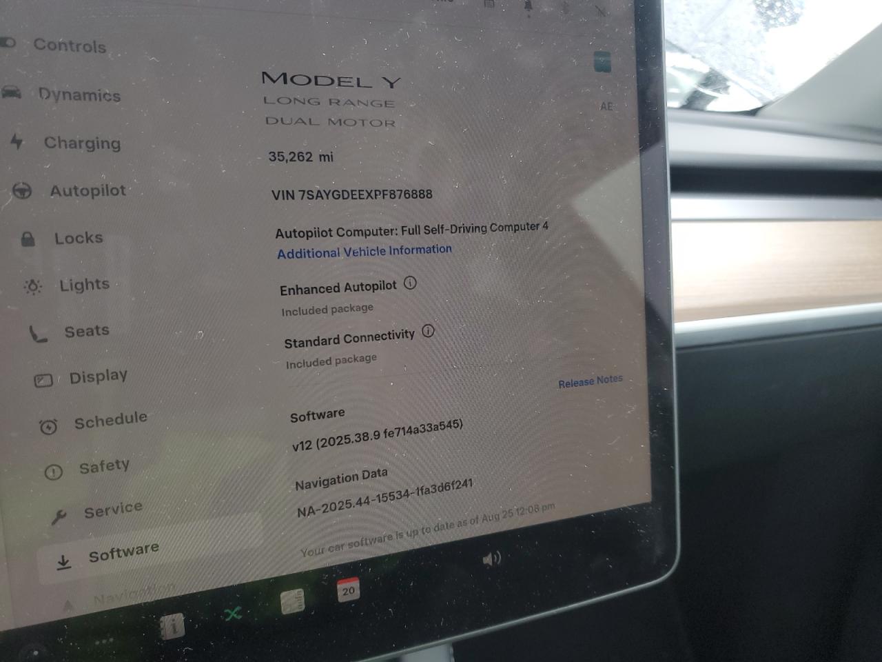 2023 Tesla Model Y VIN: 7SAYGDEEXPF876888 Lot: 92762225