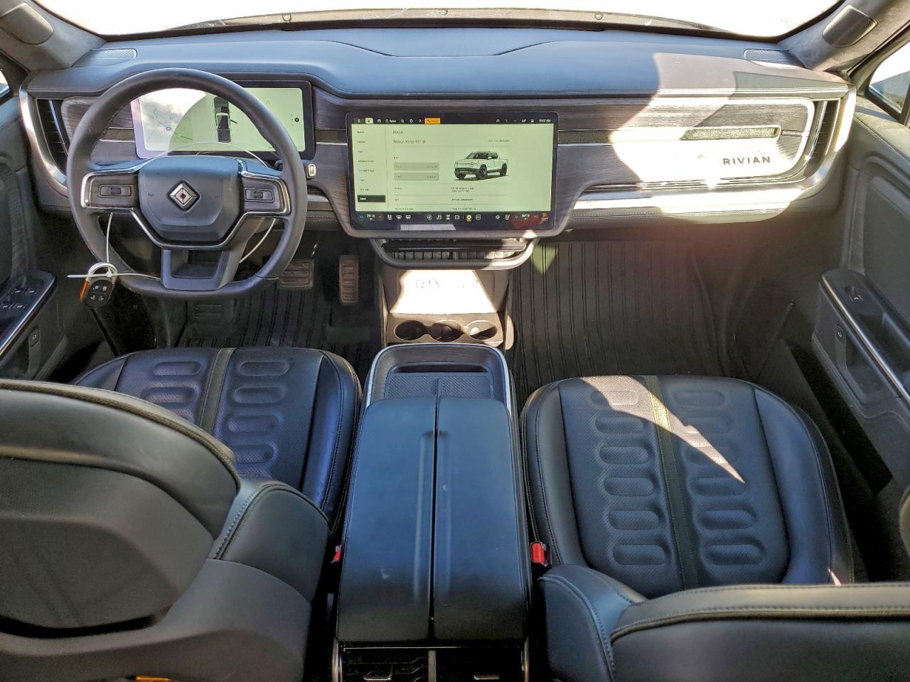 2025 Rivian R1T Adventure VIN: 7FCTGBAA7SN035405 Lot: 94161595