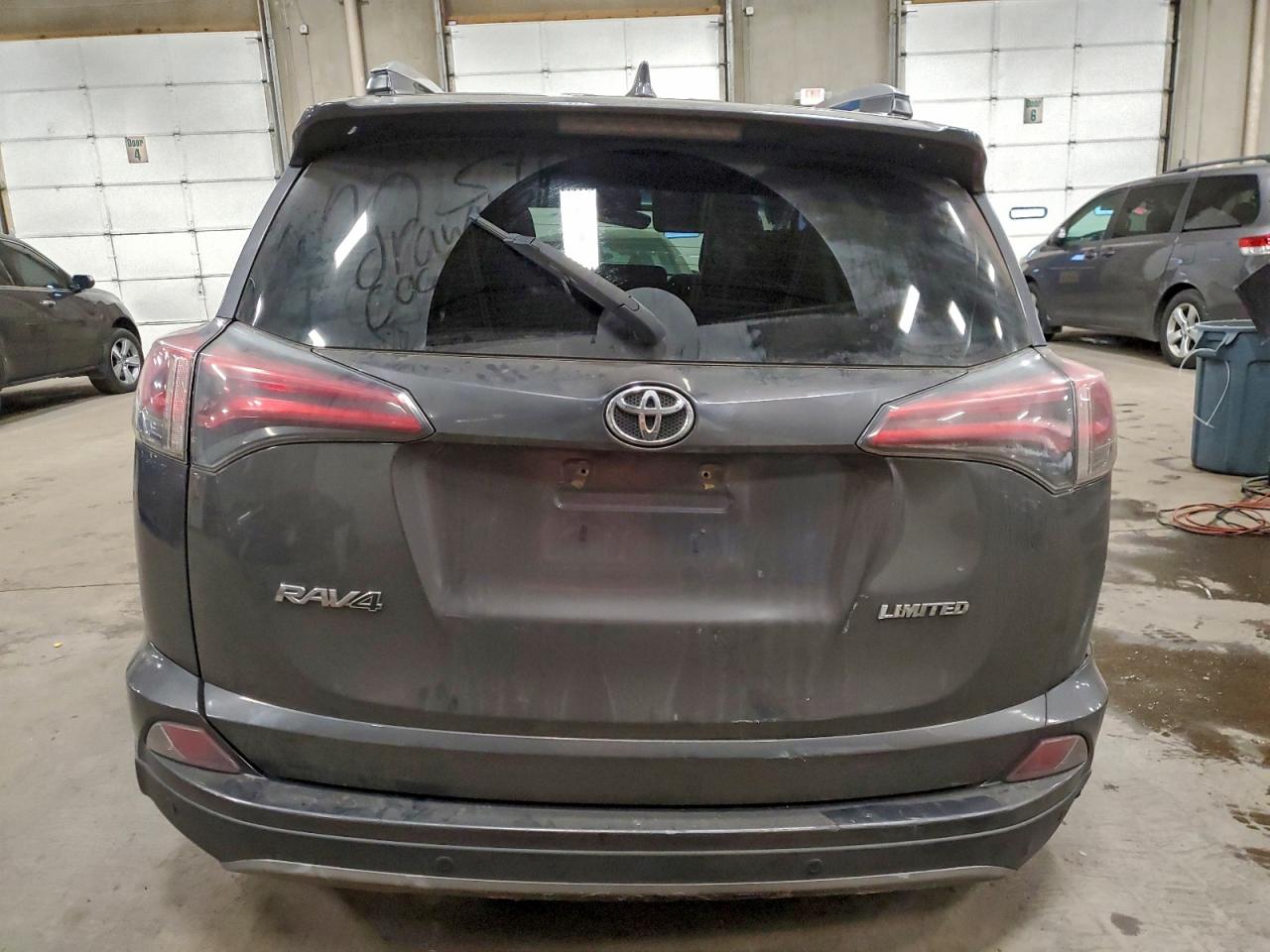 2017 Toyota Rav4 Limited VIN: 2T3YFREV3HW332418 Lot: 94188945