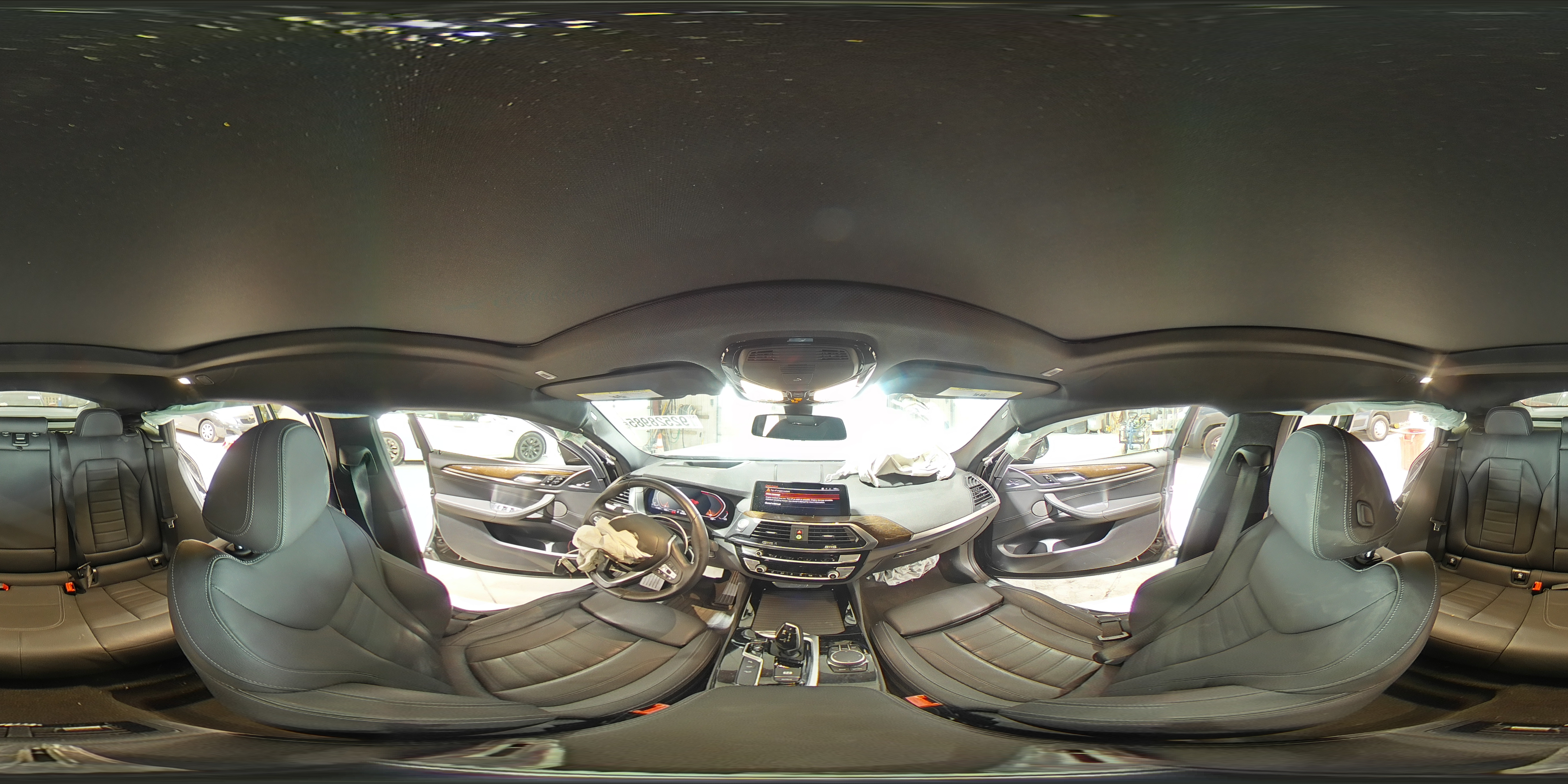 Фото: 5UX2V1C02M9F43235