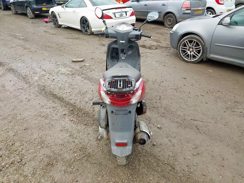 2005 HONDA SES 125-4 