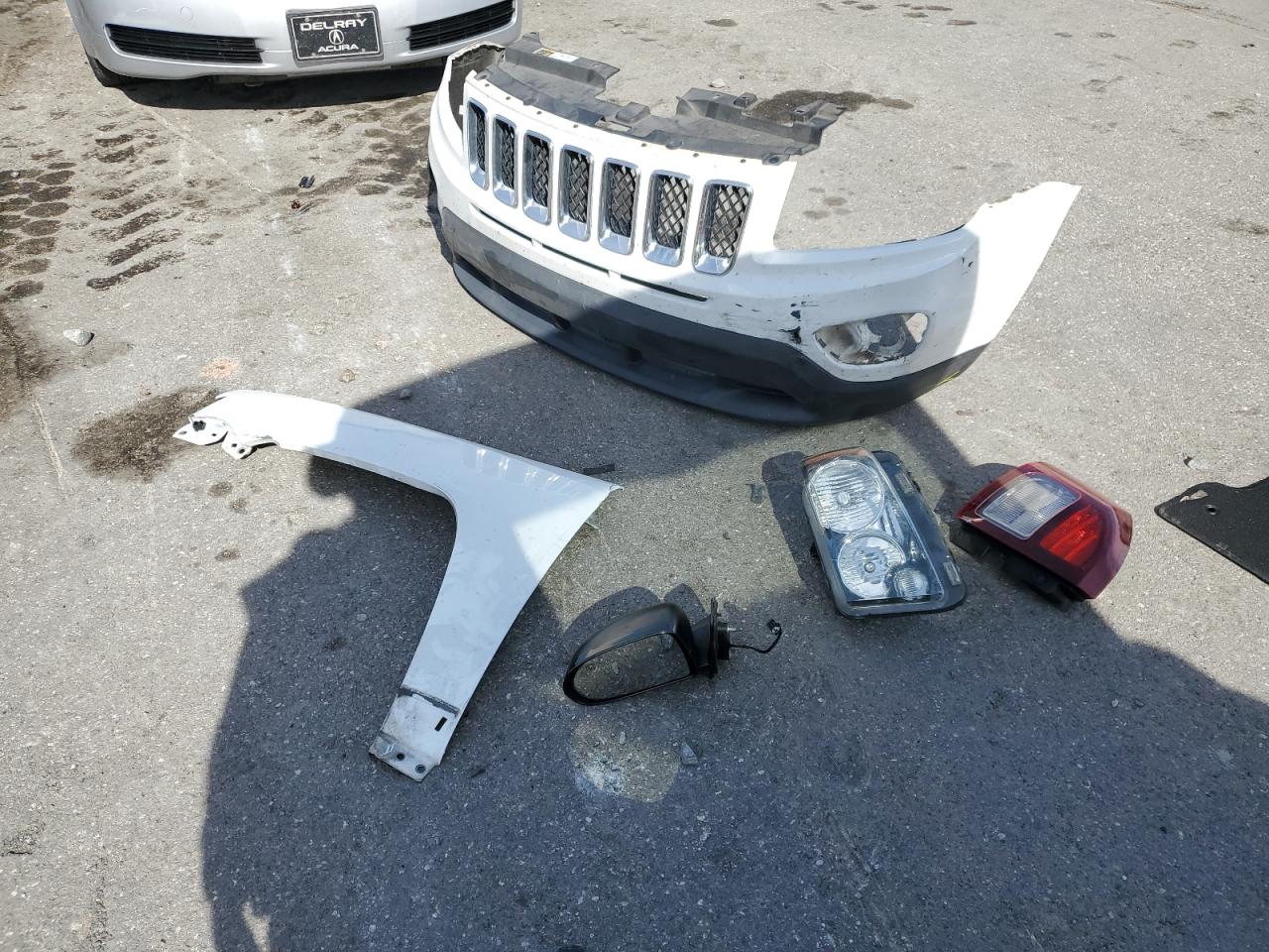 2017 Jeep Compass Sport VIN: 1C4NJDBB8HD142366 Lot: 92272375