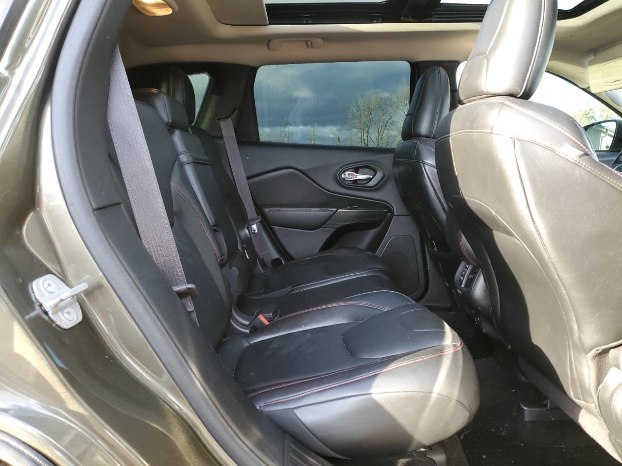 2014 Jeep Cherokee Trailhawk VIN: 1C4PJMBSXEW239772 Lot: 92098885