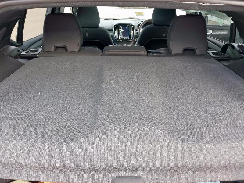 2024 VOLVO XC40 2.0 B3P ULTIMATE DARK 5DR AUTO