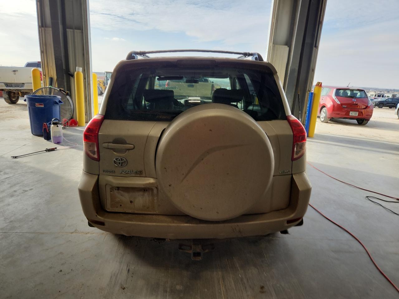 2008 Toyota Rav4 Limited VIN: JTMBK31V586045717 Lot: 93096645