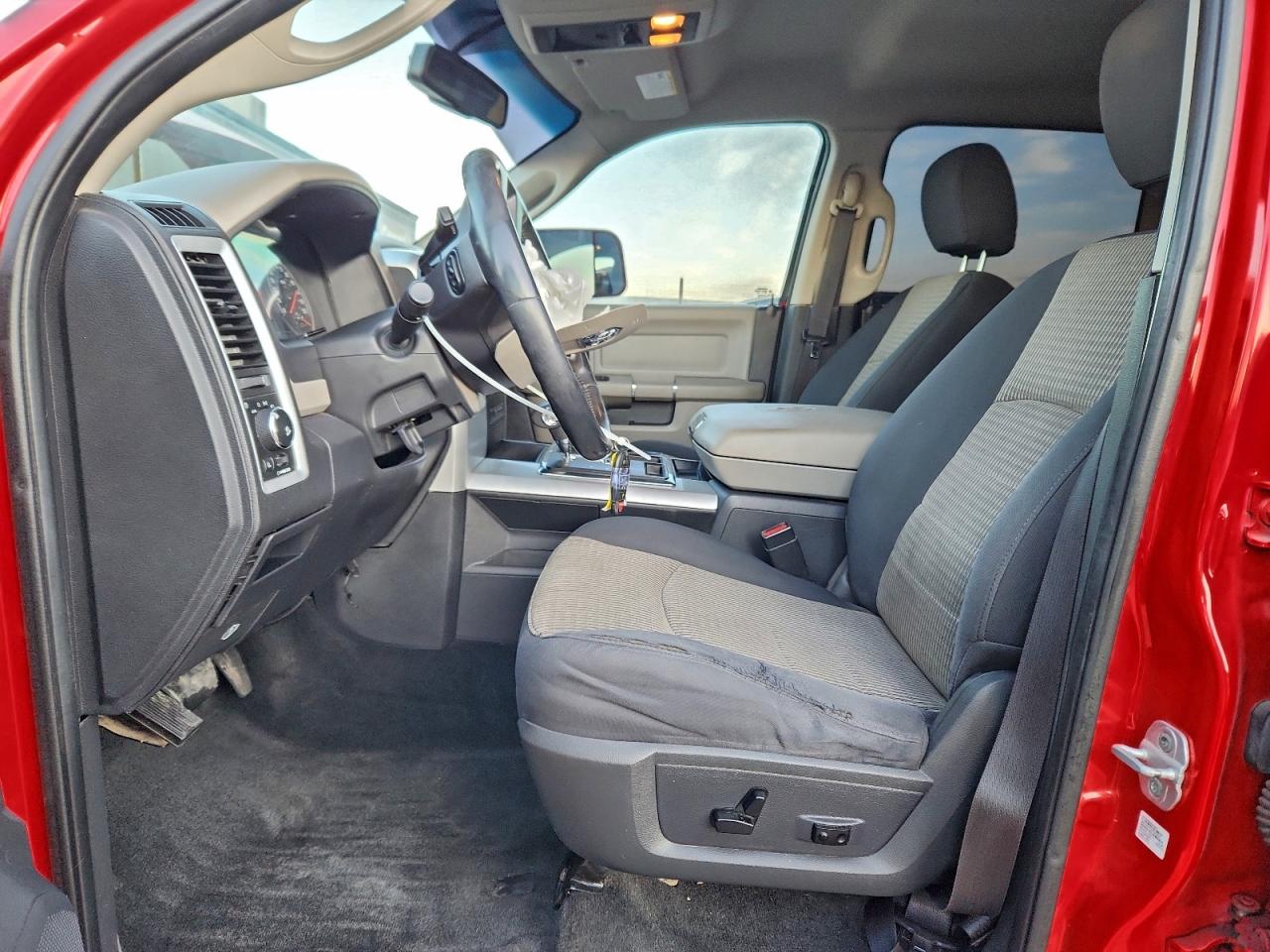 2011 Dodge Ram 1500 VIN: 1D7RV1CTXBS527903 Lot: 93977105