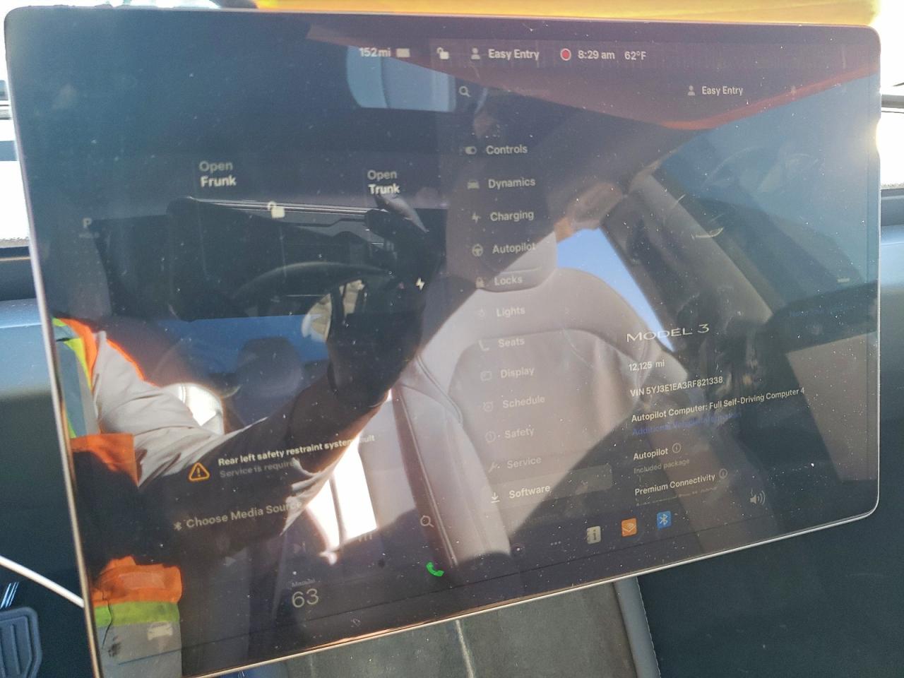 2024 Tesla Model 3 VIN: 5YJ3E1EA3RF821338 Lot: 93614705