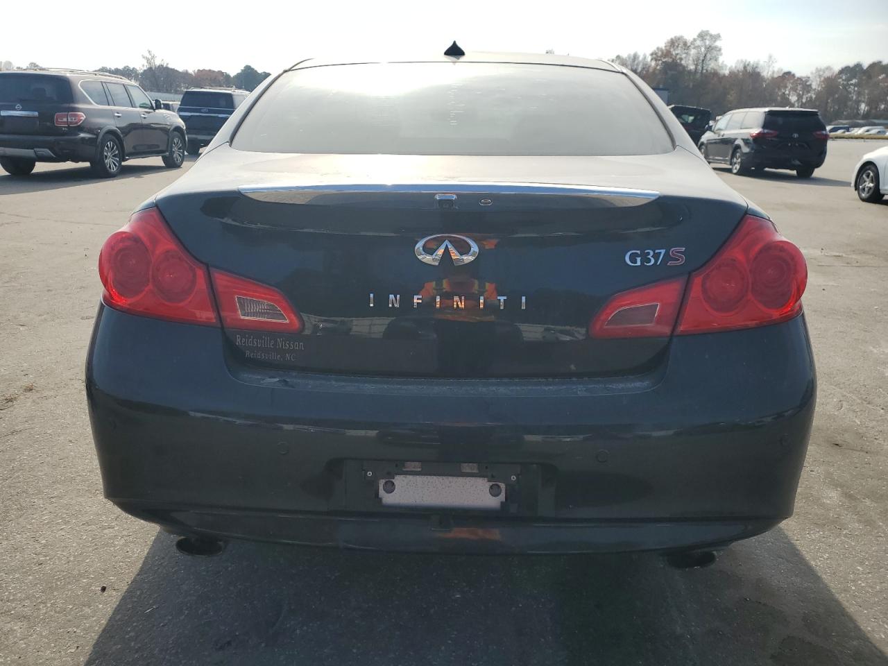 2011 Infiniti G37 Base VIN: JN1CV6AP8BM502136 Lot: 93675615