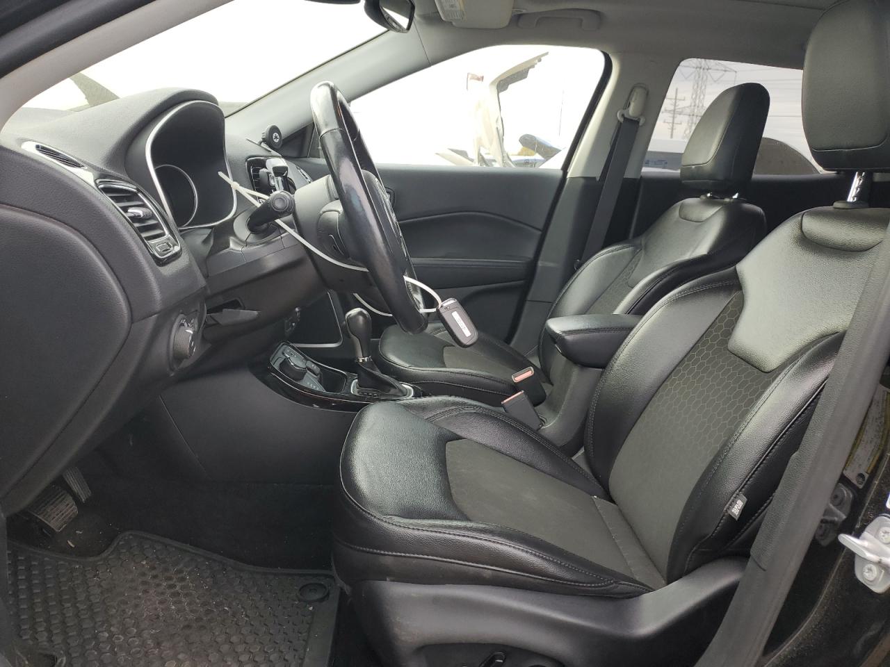 2019 Jeep Compass Latitude VIN: 3C4NJDBBXKT600359 Lot: 91095455