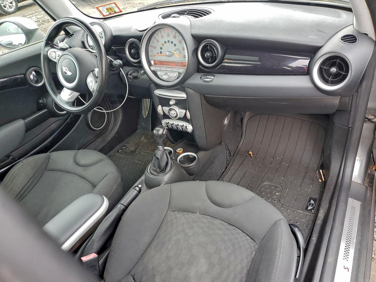 2010 Mini Cooper S VIN: WMWMF7C53ATZ74083 Lot: 94197405