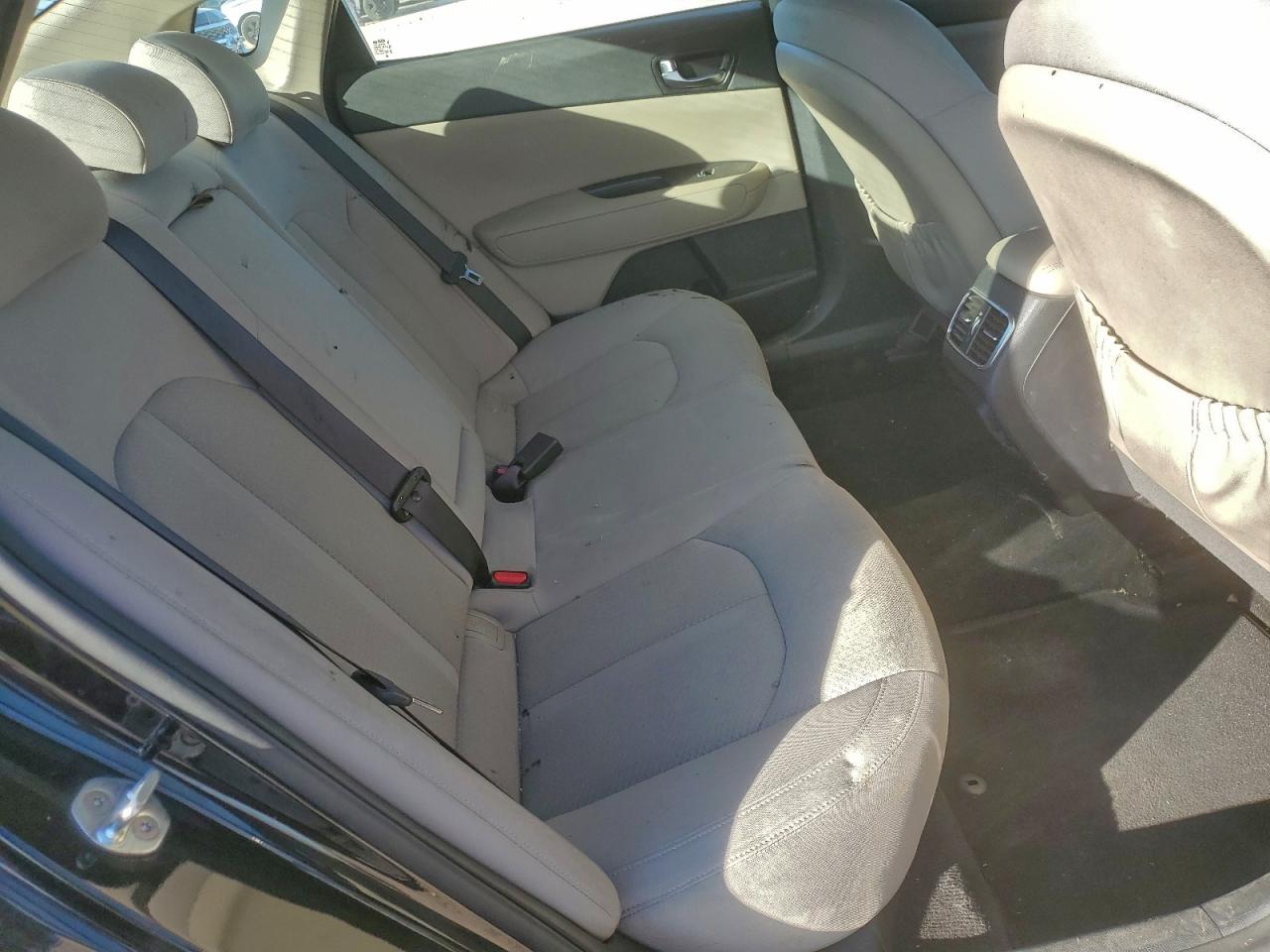 2017 Kia Optima Hybrid VIN: KNAGT4LE3H5018766 Lot: 94499605