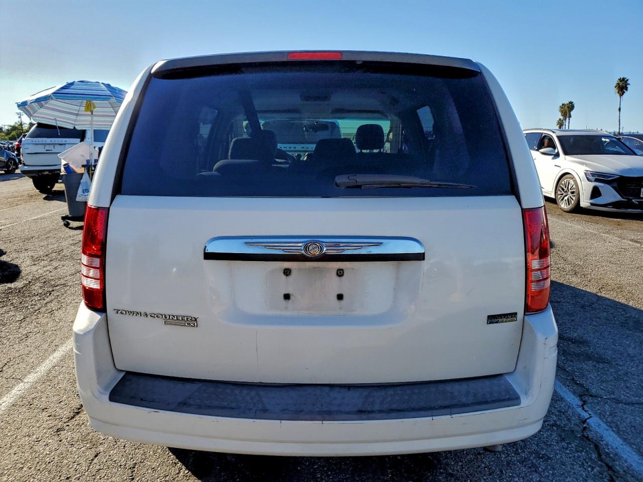 2008 Chrysler Town & Country Lx VIN: 2A8HR44H98R734677 Lot: 94533265
