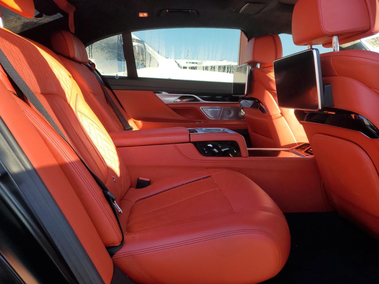 2018 BMW Alpina B7 VIN: WBA7F2C50JG856386 Lot: 93514795