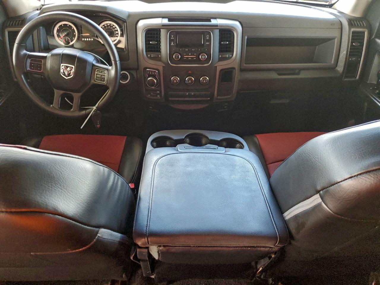 2019 Ram 1500 Classic Tradesman VIN: 1C6RR7FG7KS522925 Lot: 94902125