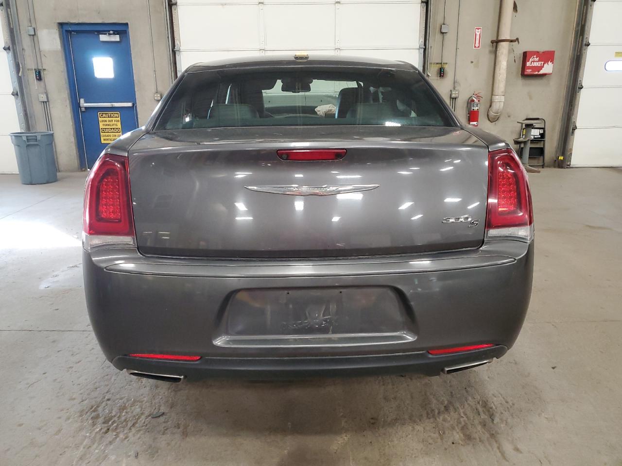 2019 Chrysler 300 S VIN: 2C3CCABGXKH547901 Lot: 90719525