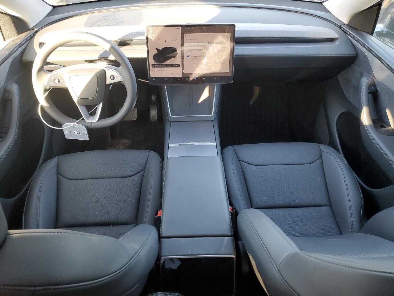 2026 Tesla Model Y VIN: 7SAYGDEE5TF360934 Lot: 91804875