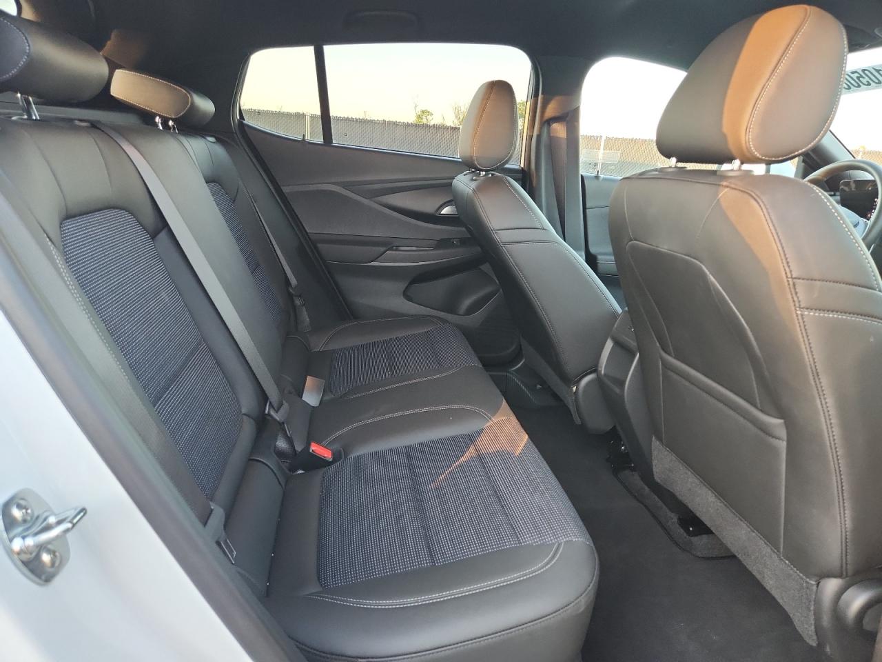 2025 Buick Envista Preferred VIN: KL47LAEP4SB192199 Lot: 91050895