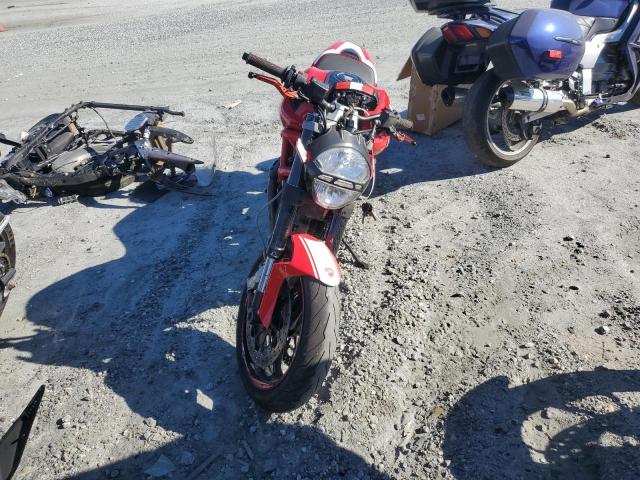 2009 DUCATI MONSTER 696  