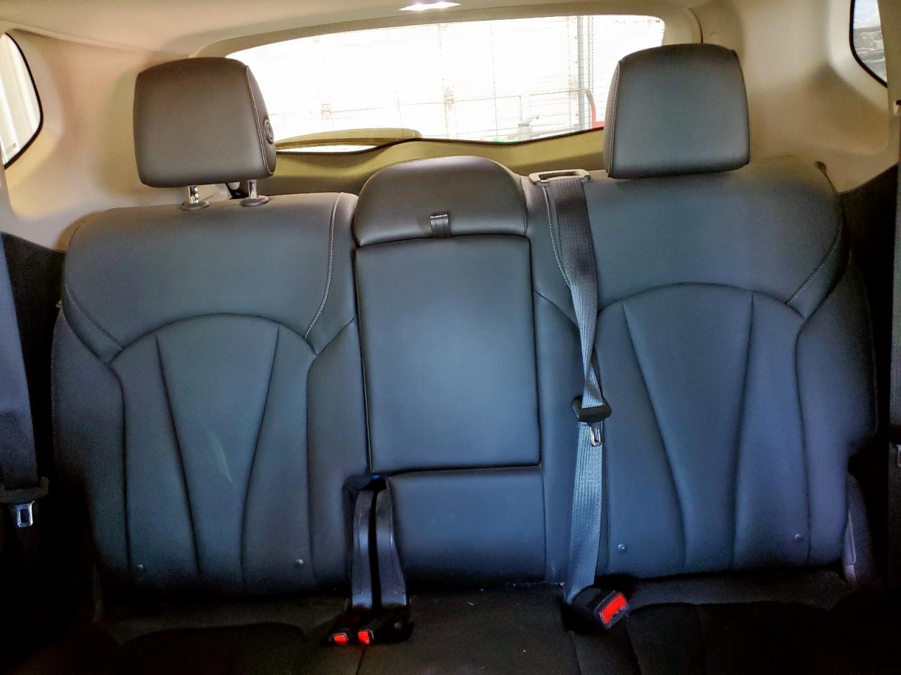 2017 Buick Envision Essence VIN: LRBFXBSA1HD127723 Lot: 92946565