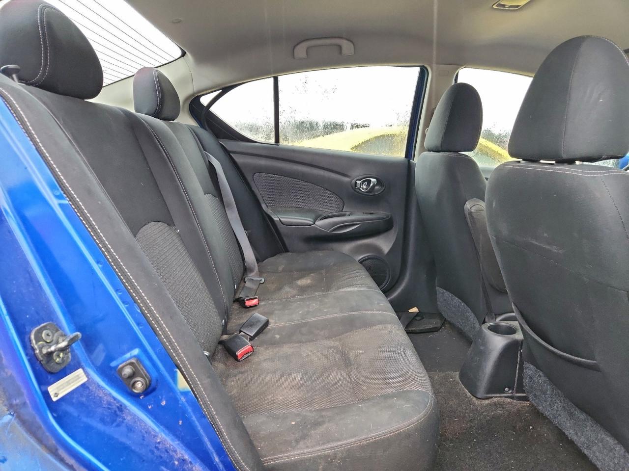 2015 Nissan Versa S VIN: 3N1CN7AP8FL812406 Lot: 94154095