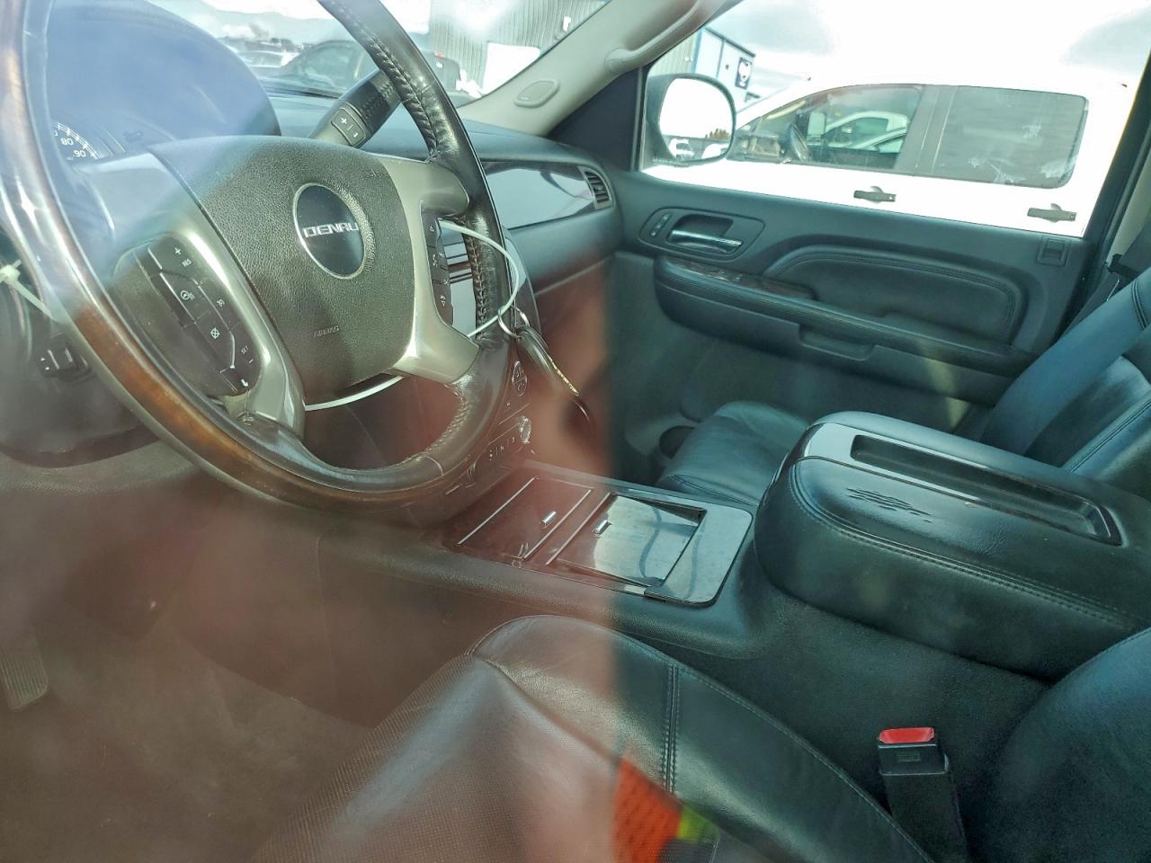 2009 GMC Yukon Denali Xl VIN: 1GKFK16299R251860 Lot: 94341305