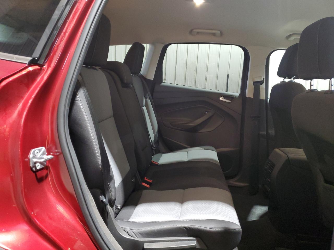 2017 Ford Escape Se VIN: 1FMCU9GDXHUE62256 Lot: 92622345