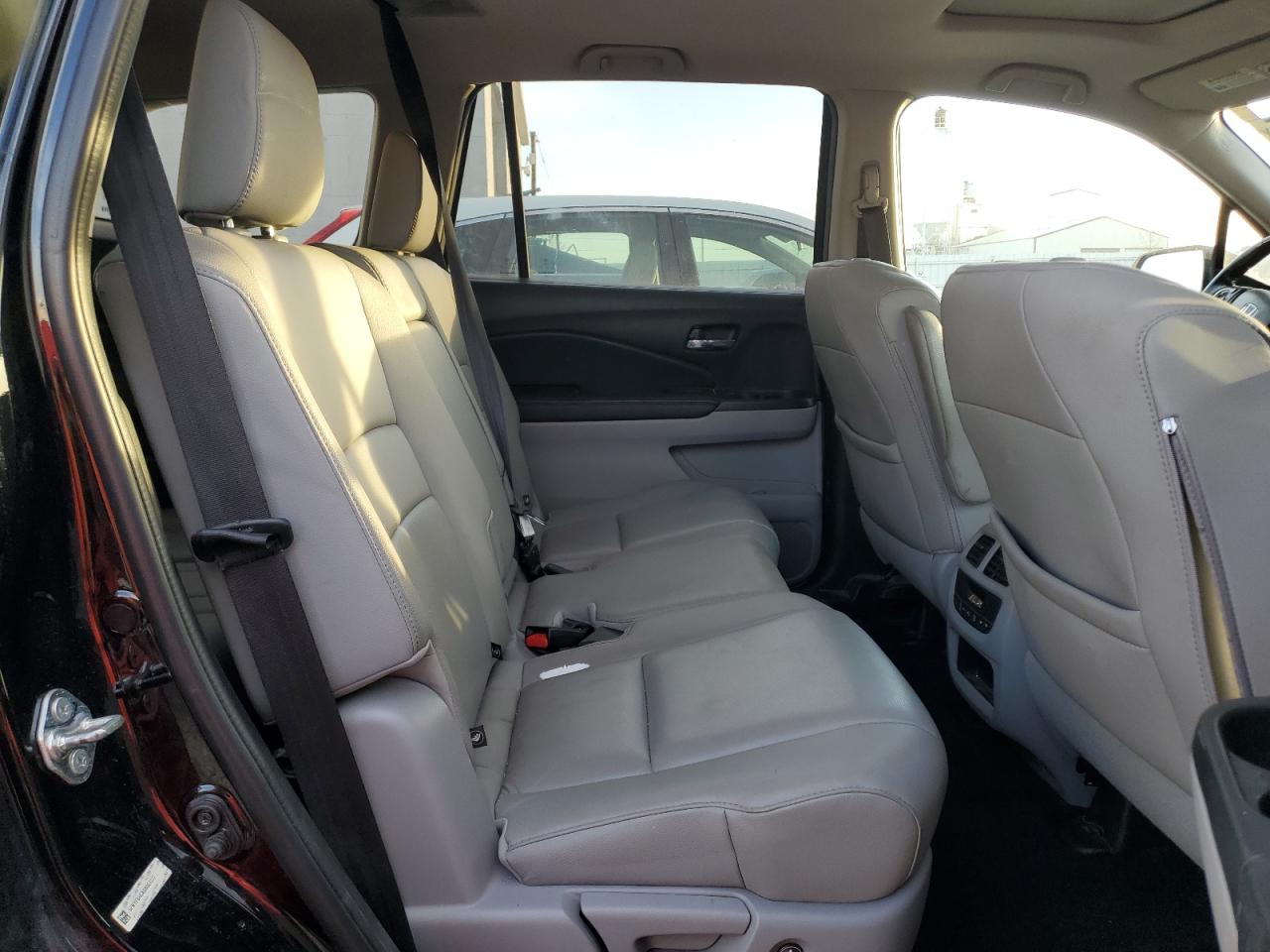 2016 Honda Pilot Exl VIN: 5FNYF6H5XGB007277 Lot: 92400995