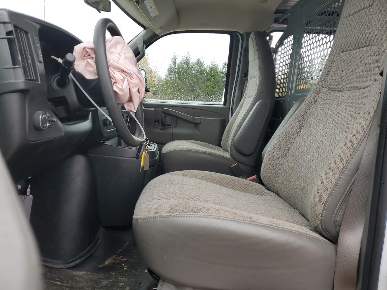 2025 GMC Savana G2500 VIN: 1GTW7AFP7S1146148 Lot: 91682525