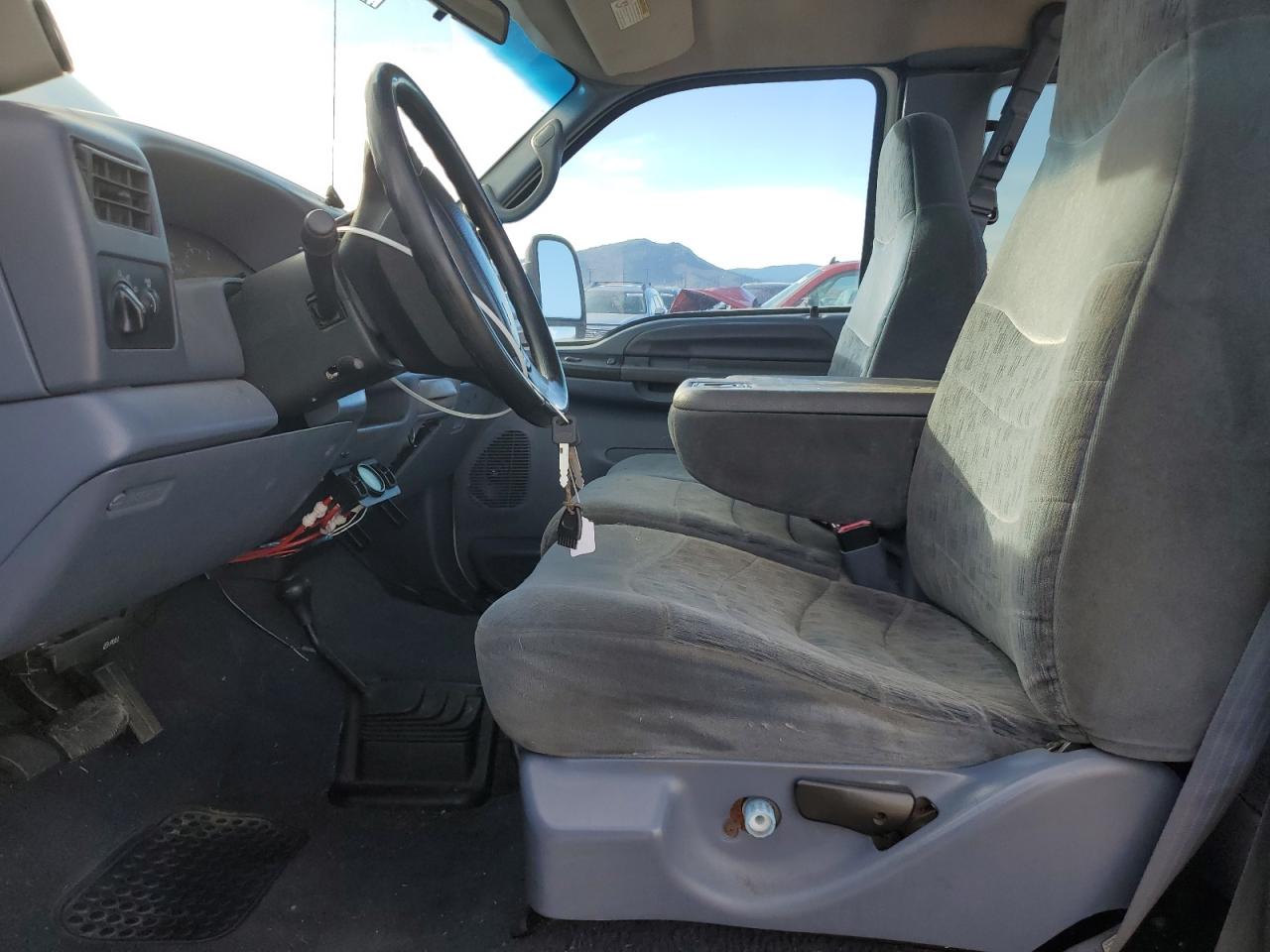 1999 Ford F250 Super Duty VIN: 1FTNX21F0XED70197 Lot: 89439555