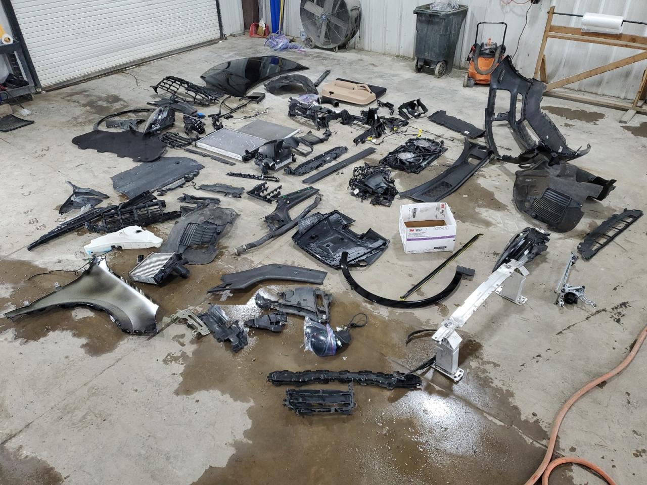 2023 Porsche Cayenne Base VIN: WP1AA2AY1PDA05078 Lot: 92079535