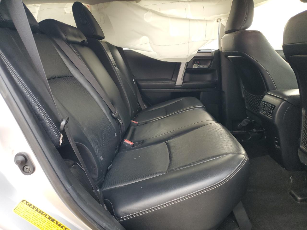 2018 Toyota 4Runner Sr5/Sr5 Premium VIN: JTEBU5JR9J5551678 Lot: 91813855