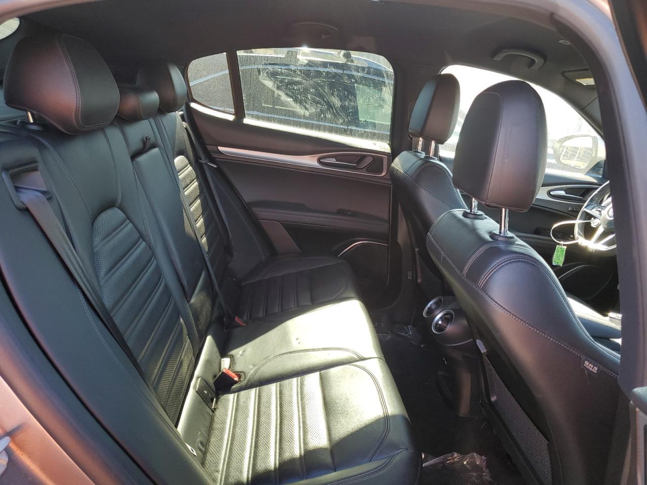 2018 Alfa Romeo Stelvio Ti Sport VIN: ZASFAKNN9J7B63317 Lot: 90549245