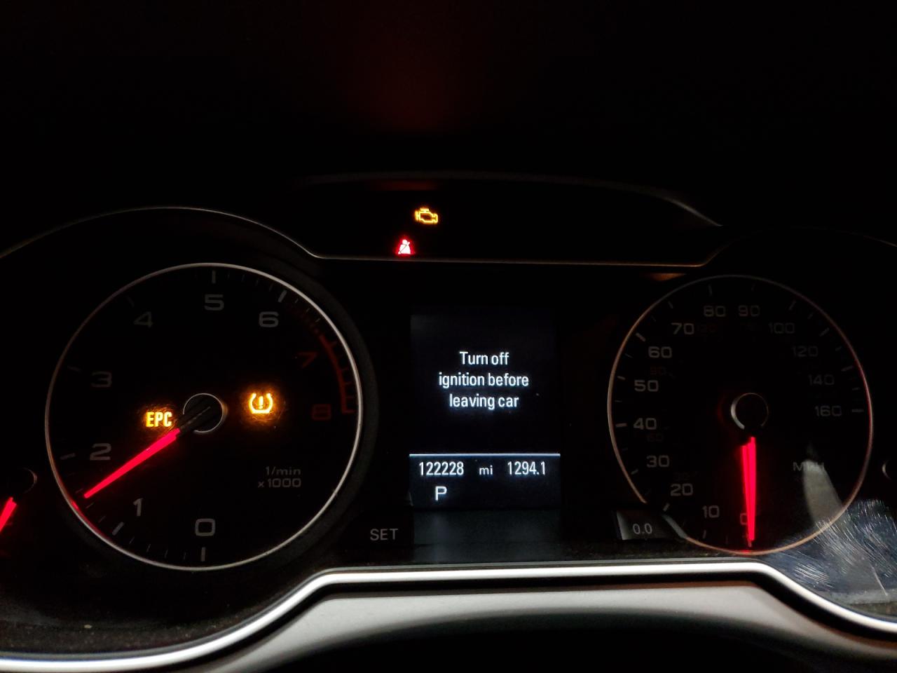 2014 Audi A4 Premium Plus VIN: WAUFFAFLXEN018299 Lot: 91945205