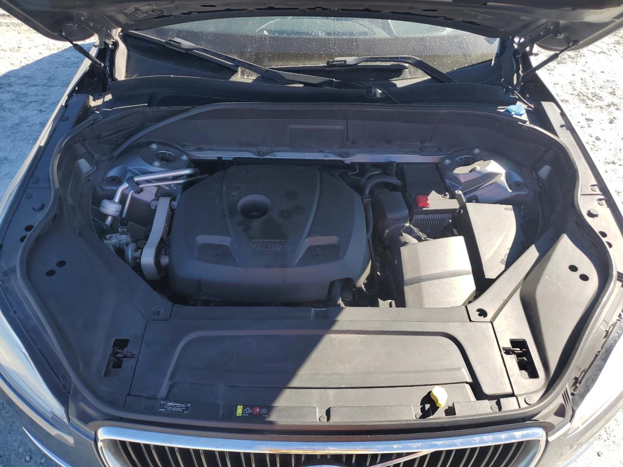 2017 Volvo Xc90 T6 VIN: YV4A22PK9H1124742 Lot: 90843665