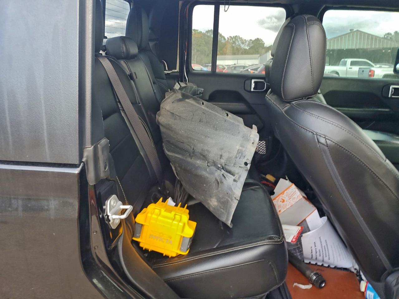 2020 Jeep Gladiator Overland VIN: 1C6HJTFG3LL137241 Lot: 93919805