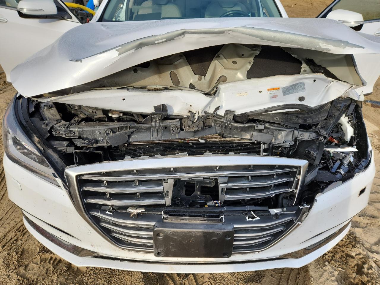 2018 Genesis G80 Base VIN: KMHGN4JE3JU271299 Lot: 93559725