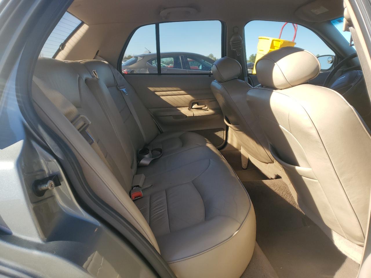 2002 Ford Crown Victoria Lx VIN: 2FAFP74W22X140350 Lot: 93020165