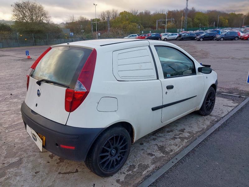 2004 FIAT PUNTO VAN JTD 