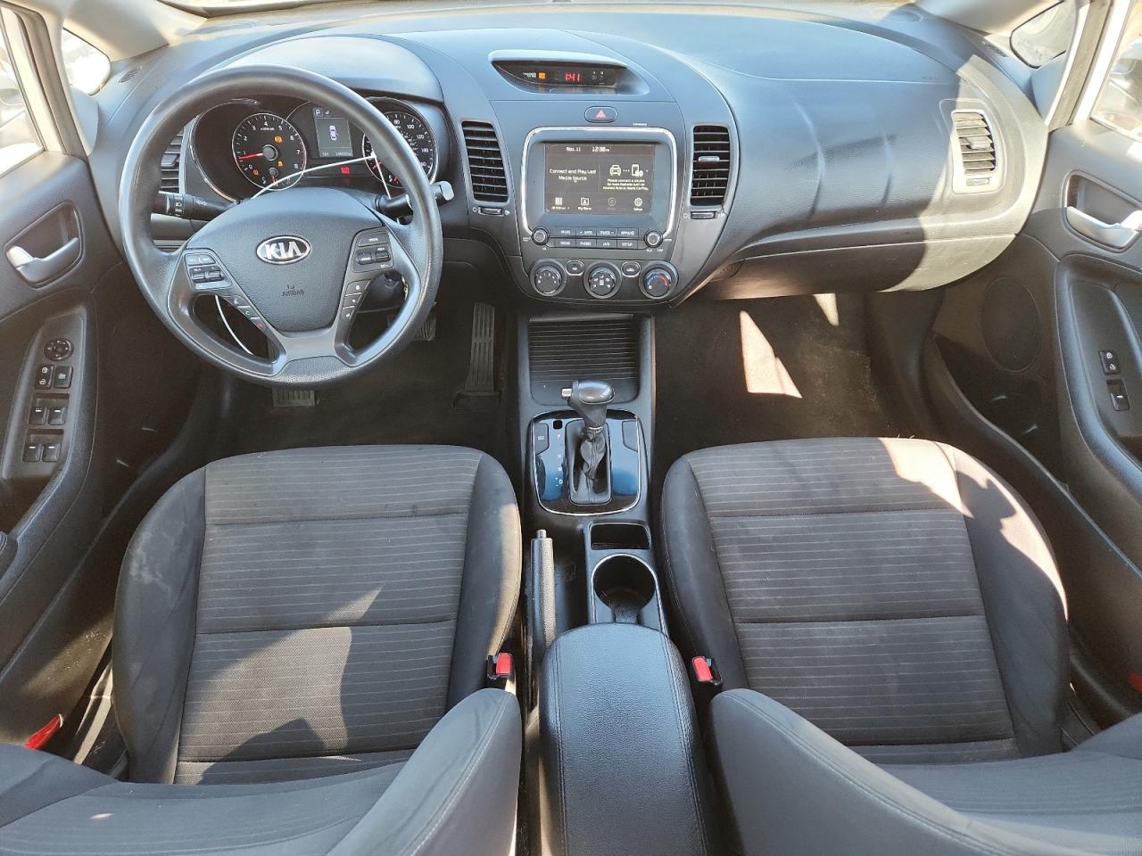 2018 Kia Forte Lx VIN: 3KPFL4A72JE239854 Lot: 92313485