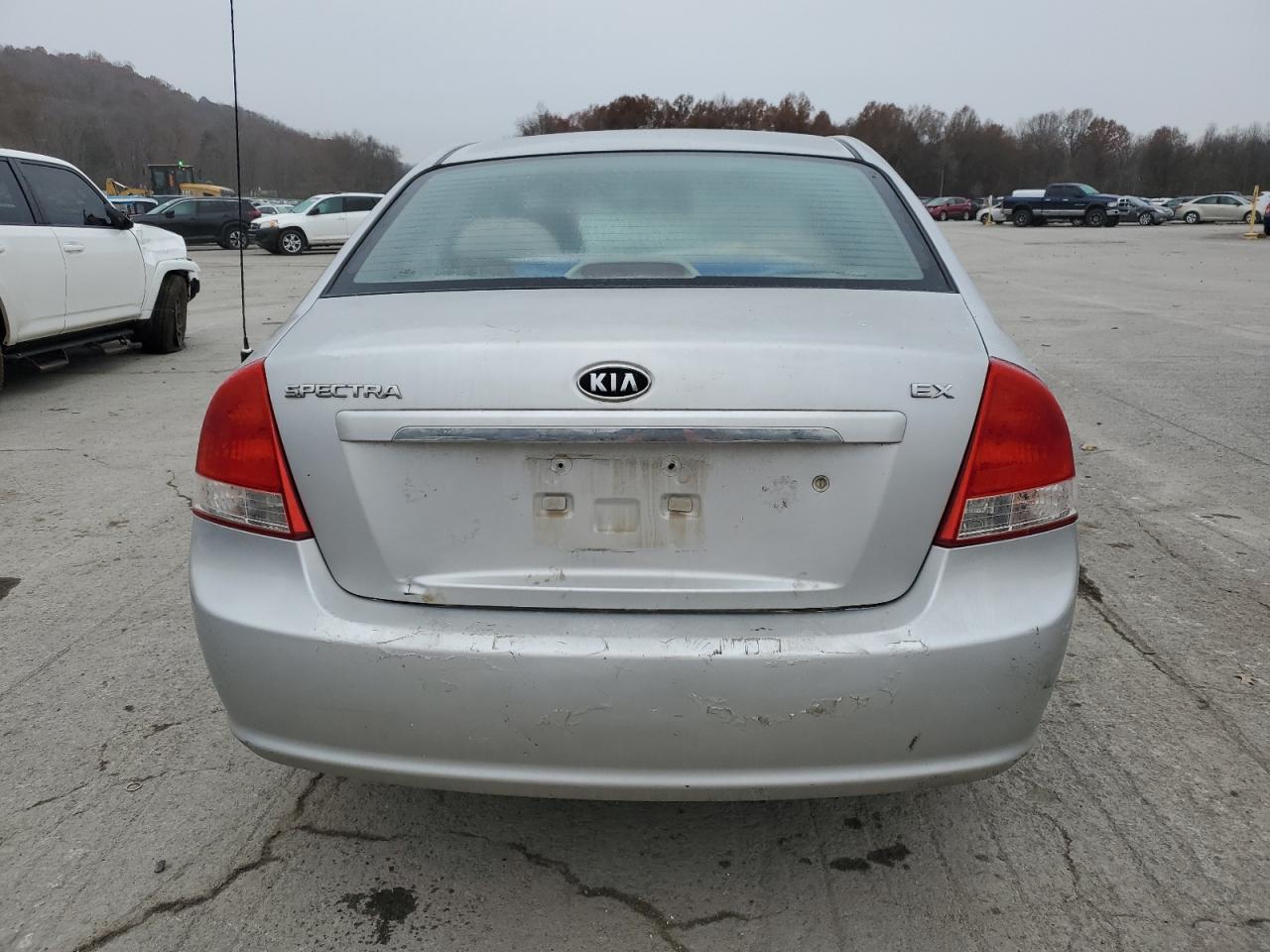 2009 Kia Spectra Ex VIN: KNAFE222395639816 Lot: 92746305